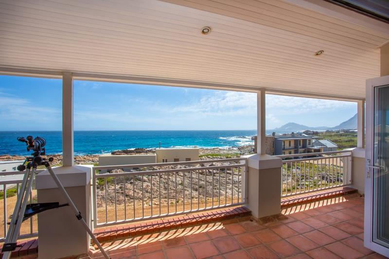 4 Bedroom Property for Sale in Bettys Bay Western Cape